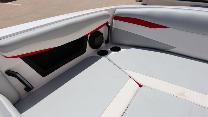 2025 AXIS A225 Image 11