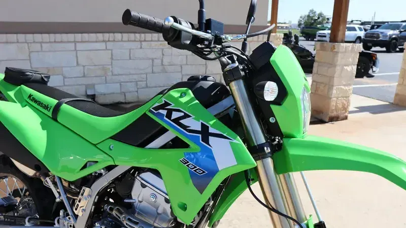 NEW 2026 KAWASAKI KLX300 Image 10