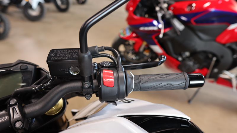 2023 Suzuki GSX750 Image 15