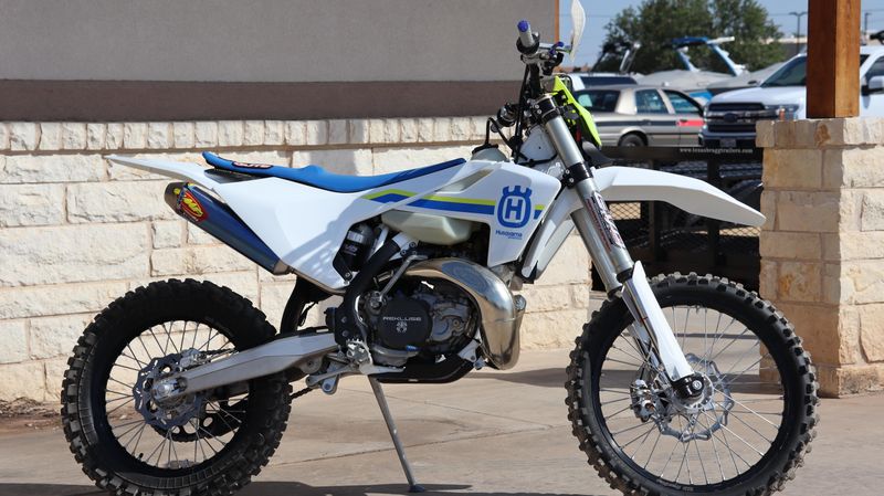 2019 HUSQVARNA TE 300iImage 2