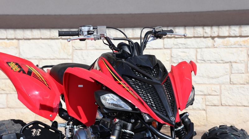 2025 Yamaha RAPTOR 700R SE RED AND BLACKImage 3