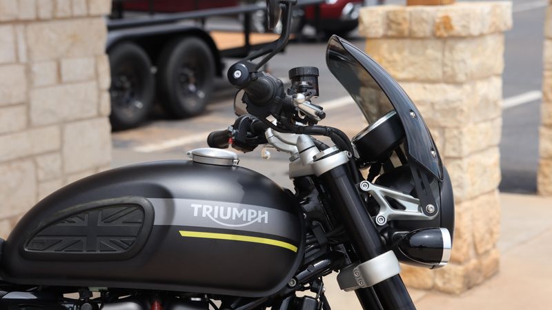 2022 Triumph Speed Twin 1200 Euro 5a Base Image 4