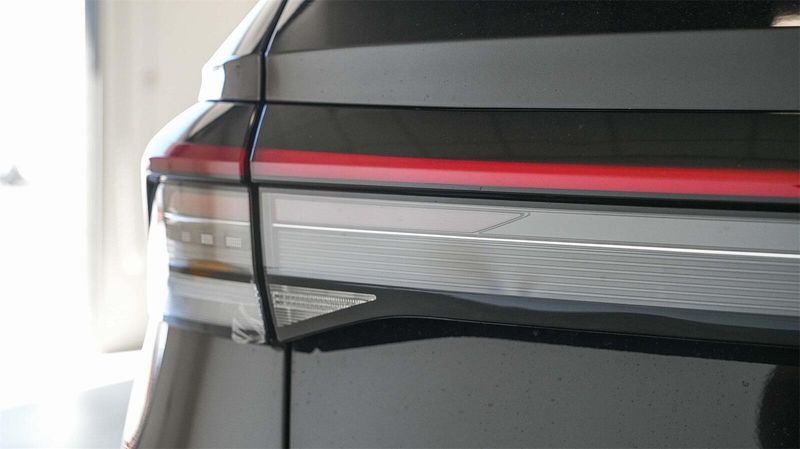 New 2025 Volkswagen Taos 1.5T SImage 8