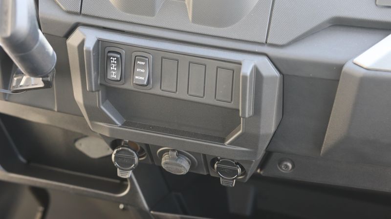 NEW 2026 POLARIS RANGER XP 1000 PREMIUM Image 8