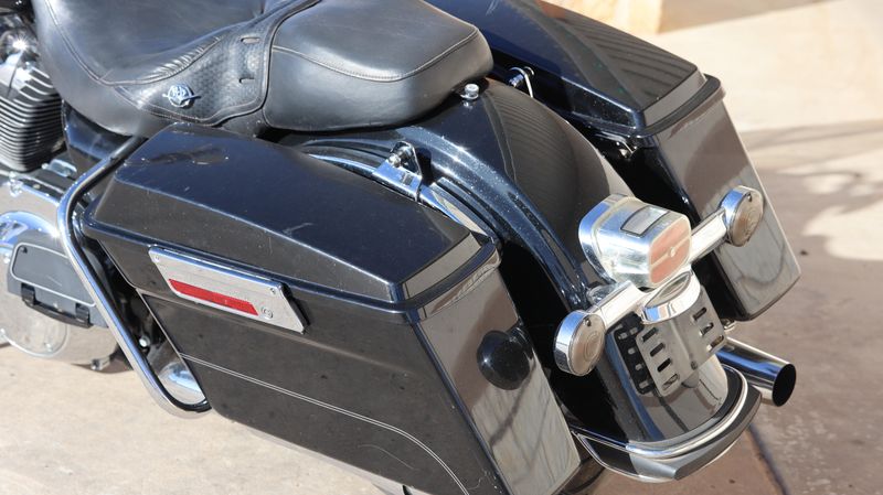 2011 HARLEY Road King BaseImage 8