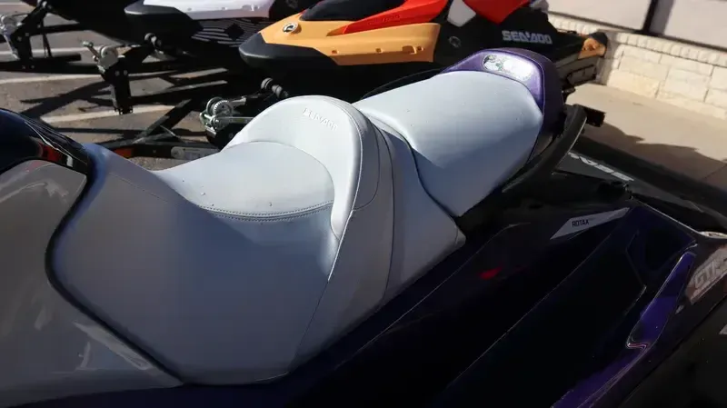 2025 SEADOO GTI SE 130 WITH SOUND SYSTEM IDF MIDNIGHT PURPLE Image 4