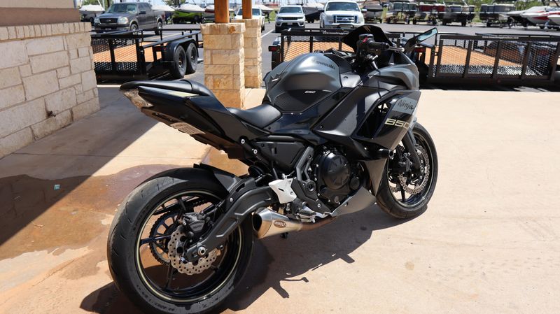 2024 Kawasaki Ninja 650 ABS KRT Edition Image 3