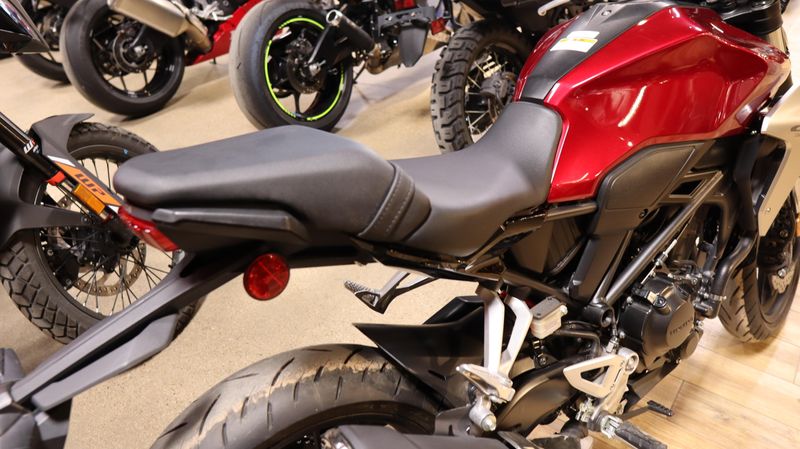 2019 Honda CB300R ABS Image 8