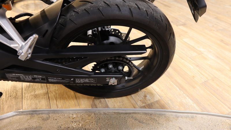2019 Honda CB300R ABS Image 14