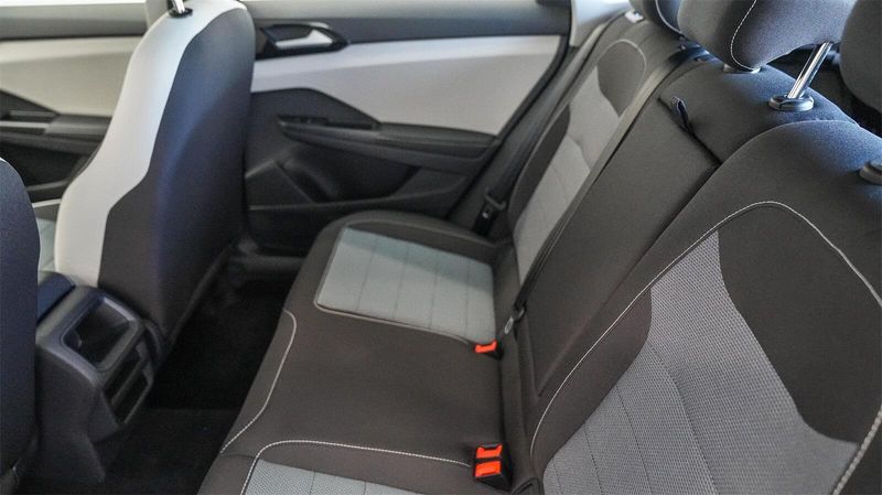 New 2025 Volkswagen Taos 1.5T SImage 18