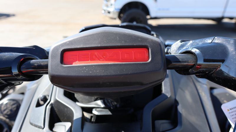 2025 SEADOO RXTX 325 WITH SOUND SYSTEM METALLIC TAN AND LAVA RED Image 2