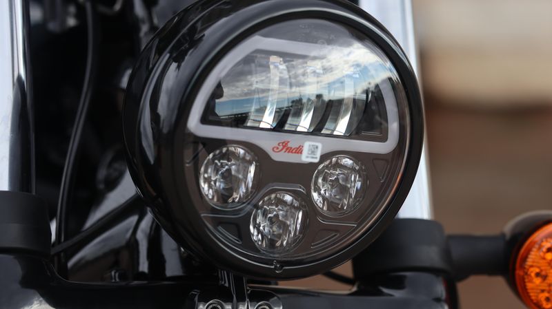 2025 Indian Motorcycle CHIEF DARK HORSE  BLUE DUSK Image 8