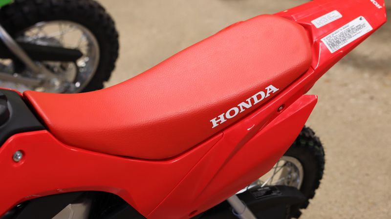 2025 Honda CRF110F REDImage 4