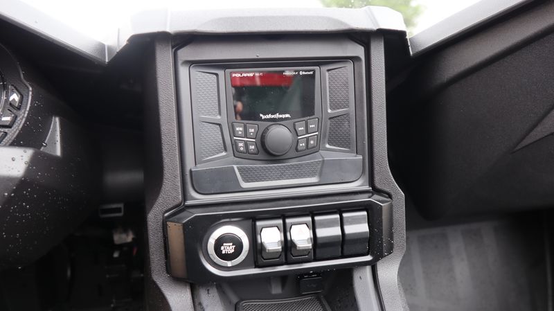 2025 Polaris SLINGSHOT S AUTODRIVE SLINGSHOT RED Image 19