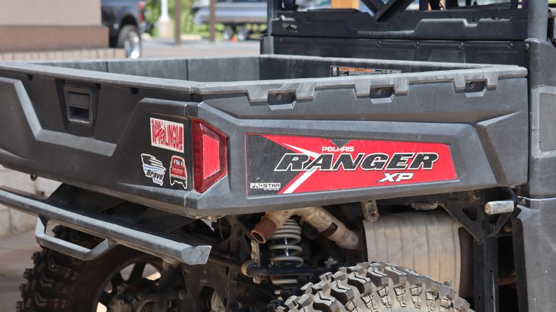 2017 Polaris RANGER CREW XP 1000 EPS SUNSET RED Image 10