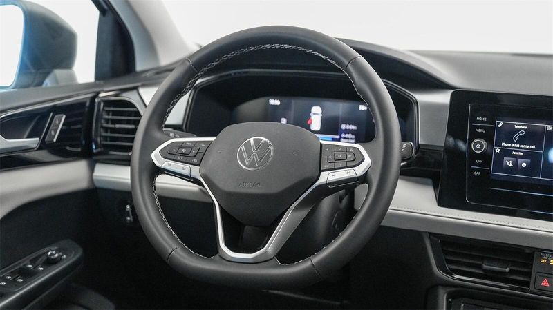 New 2025 Volkswagen Taos 1.5T SImage 16