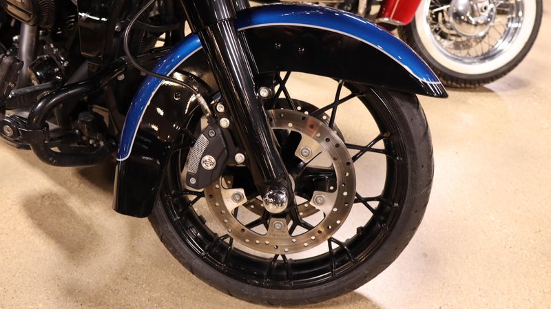 2022 HARLEY Road Glide Special Image 4