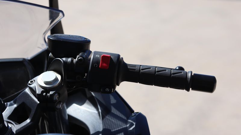 2023 Kawasaki NINJA 400 BASE Image 14