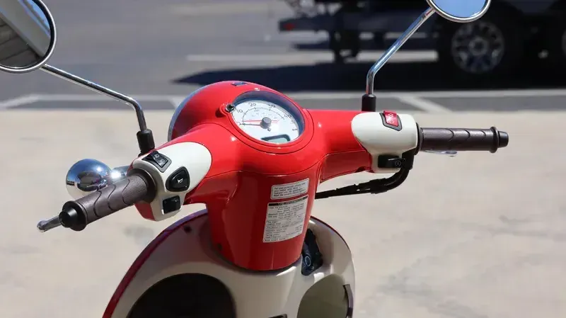 NEW 2026 HONDA METROPOLITAN Image 13