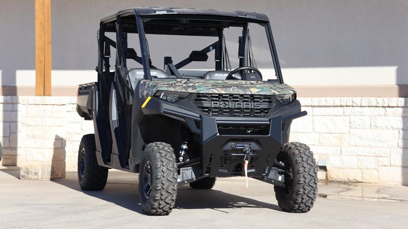 2025 Polaris RANGER CREW 1000 PREMIUM  PURSUIT CAMOImage 2