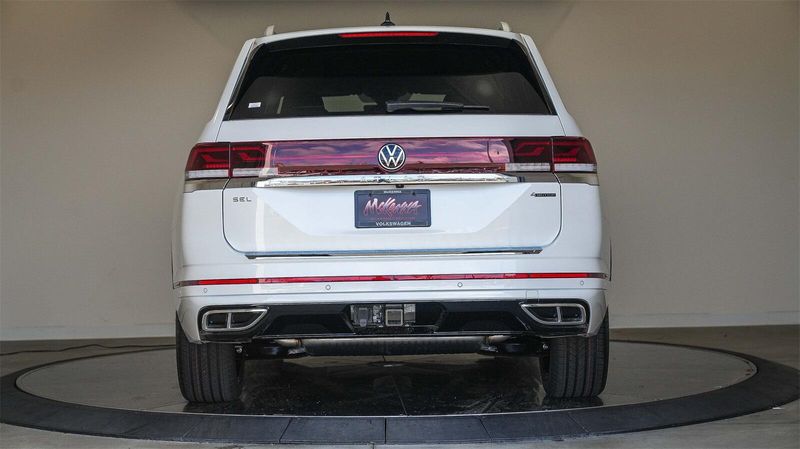 New 2025 Volkswagen Atlas 2.0T SEL Premium R-LineImage 3