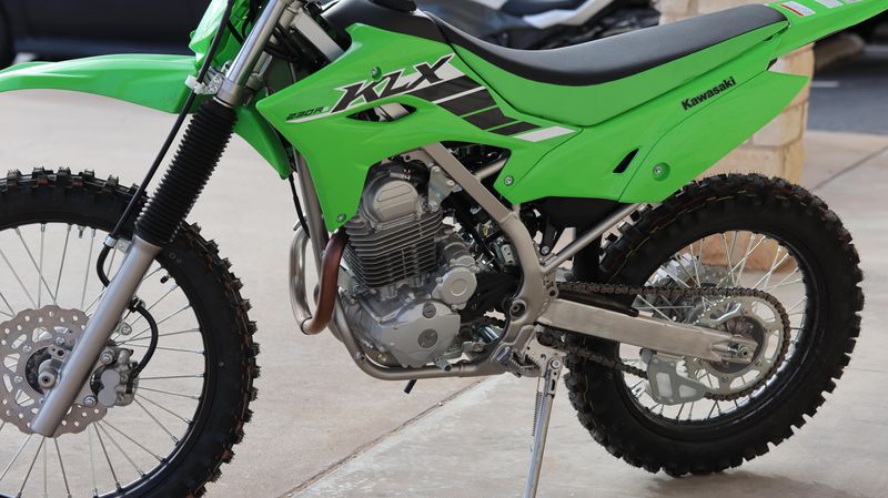 2025 Kawasaki KLX230R S LIME GREENImage 3