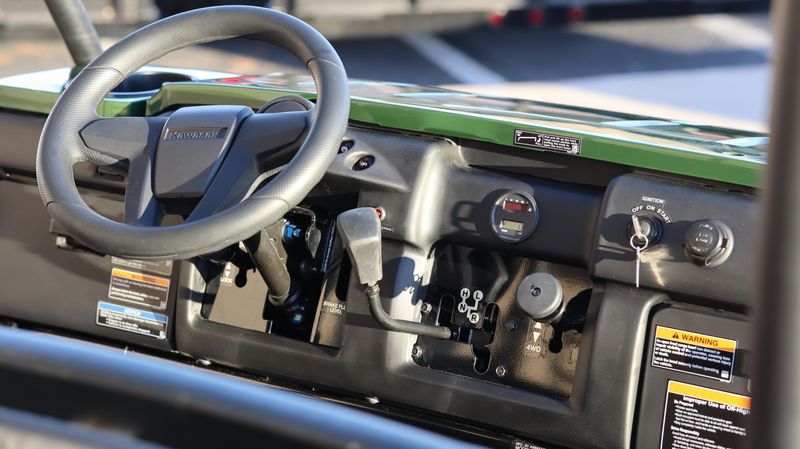 NEW 2026 KAWASAKI MULE 4010 TRANS4X4 Image 5