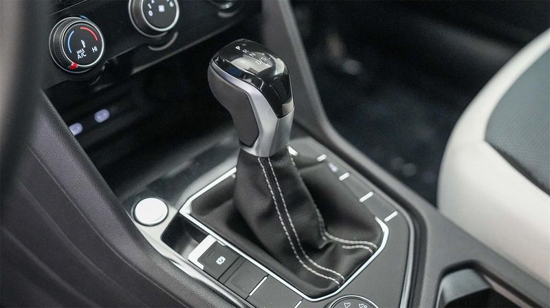New 2025 Volkswagen Taos 1.5T SImage 20