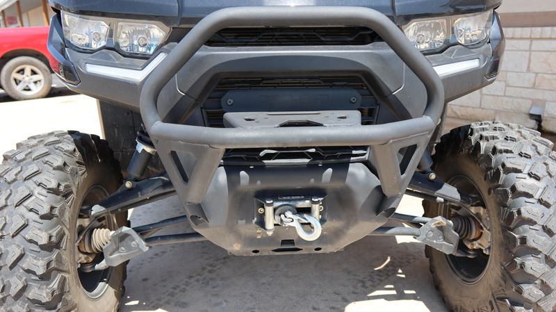 2024 Can-Am DEFENDER MAX LONE STAR EDITION TRIPLE BLACK Image 7