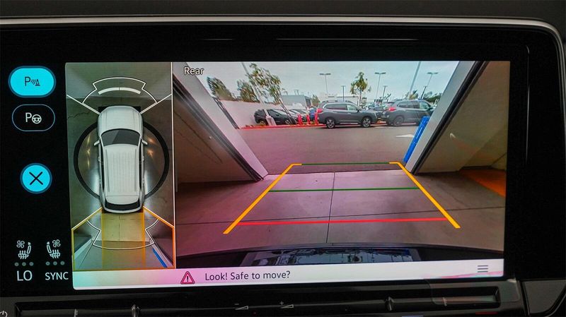 New 2025 Volkswagen Atlas Cross Sport 2.0T SEL Premium R-LineImage 24