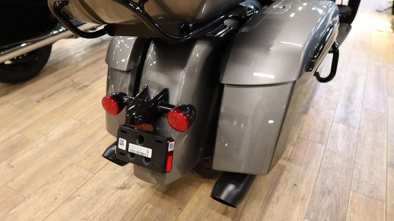 2025 Indian Motorcycle PURSUIT DARK HORSE HEAVY METAL Image 12
