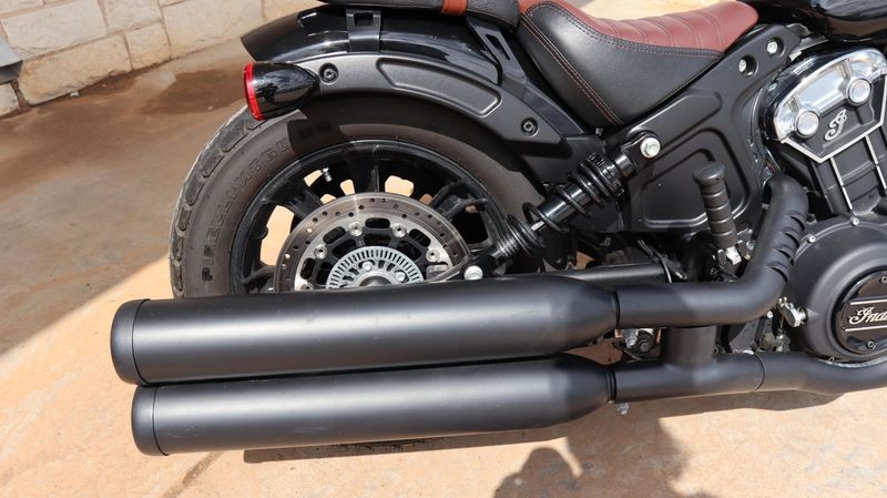 2021 Indian Motorcycle SCOUT BOBBER ABS THUNDER BLACK 49ST Bobber Image 12