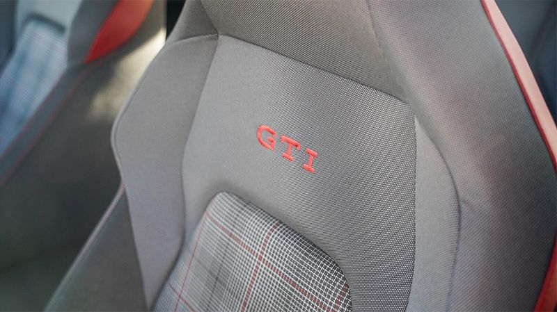 2024 Volkswagen Golf GTI SImage 25