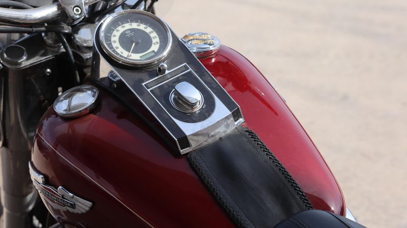 2009 HARLEY Softail Deluxe Image 7