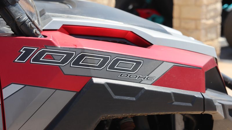 2018 Polaris GENERAL RC MATTE SUNSET RED 1000 EPS Ride Command Edition Image 5