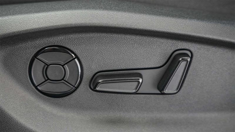 New 2025 Volkswagen Tiguan 2.0T SEImage 22