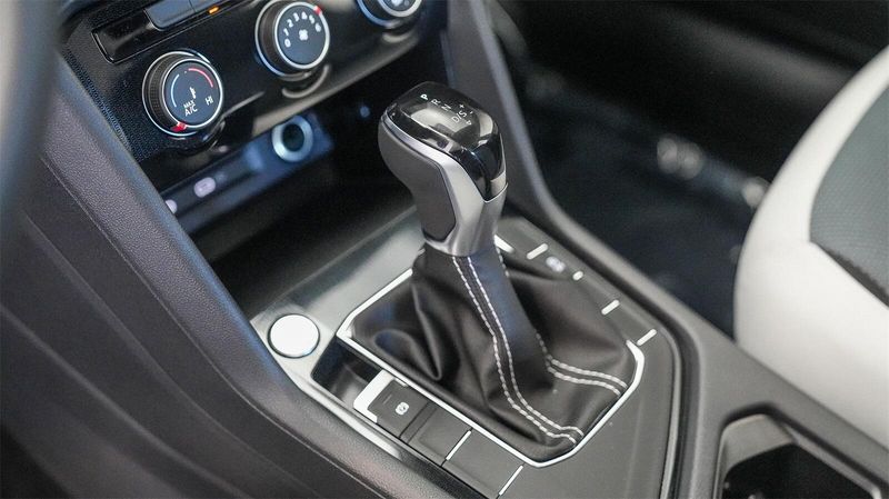 New 2025 Volkswagen Taos 1.5T SImage 20