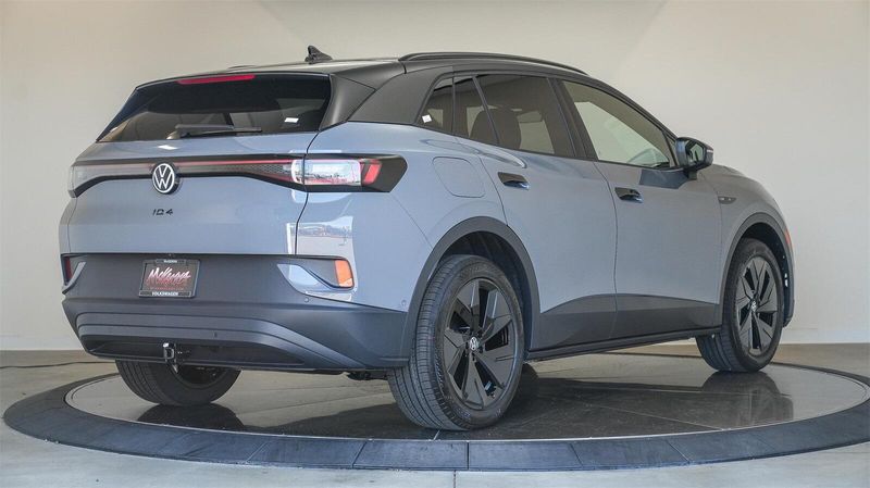New 2025 Volkswagen ID.4 Pro S PlusImage 4