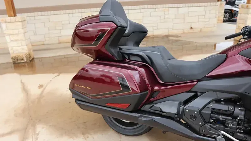 NEW 2025 HONDA GOLD WING TOUR DCT 50TH ANNIVERSARY Image 3