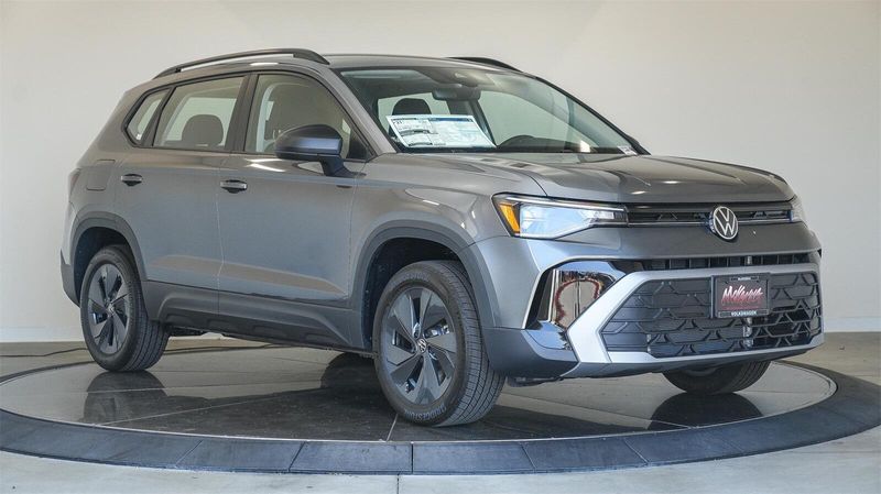 New 2025 Volkswagen Taos 1.5T SImage 5
