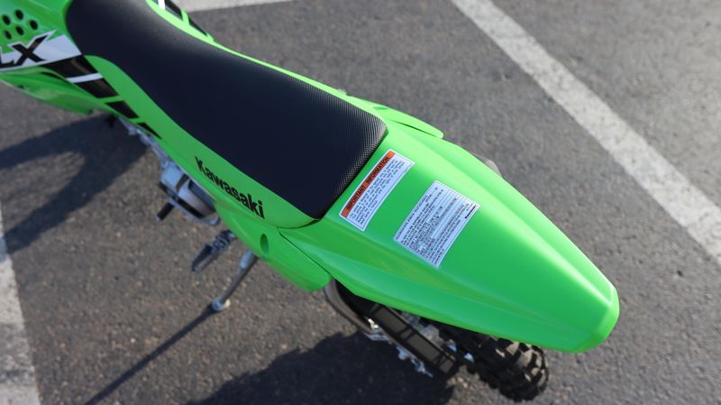 2025 Kawasaki KLX140R L LIME GREENImage 3