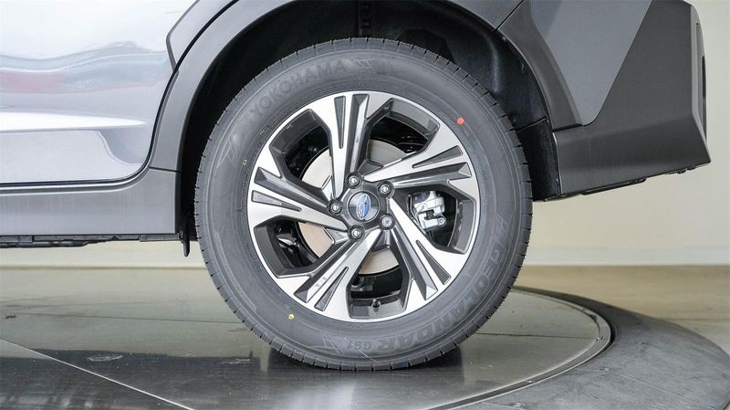 2025 Subaru Crosstrek PremiumImage 9