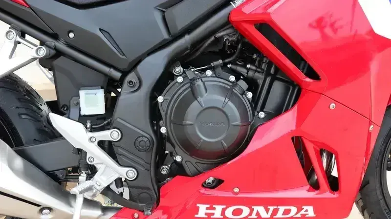 NEW 2025 HONDA CBR500R GRAND PRIX RED Image 14