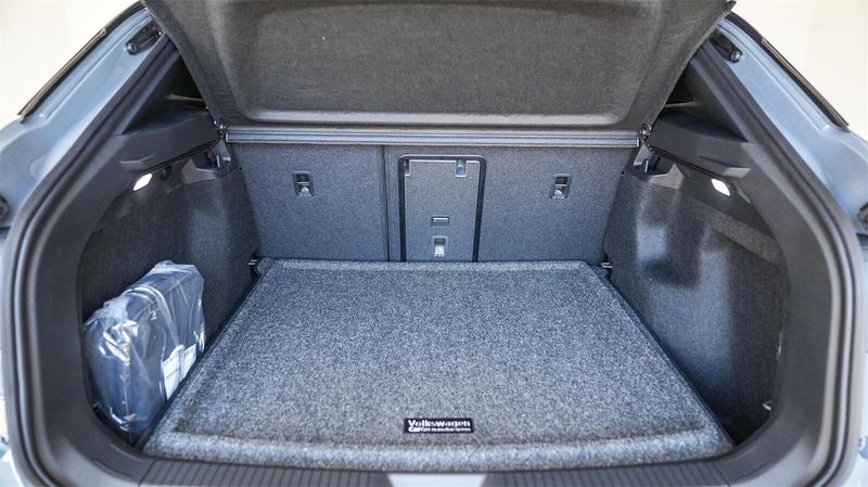 New 2025 Volkswagen ID.4 Pro S PlusImage 11