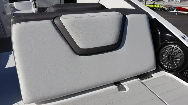 2025 Yamaha AR250 MIST GRAY PAINTED TRAILER Image 14