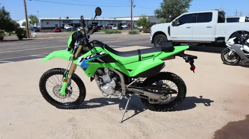 NEW 2026 KAWASAKI KLX300 Image 6
