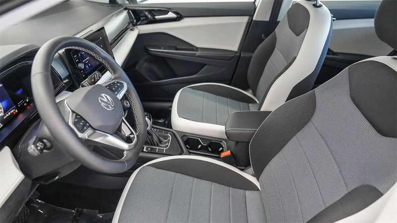 New 2025 Volkswagen Taos 1.5T SImage 19