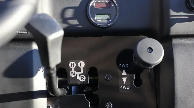 NEW 2026 KAWASAKI MULE 4010 TRANS4X4 Image 6