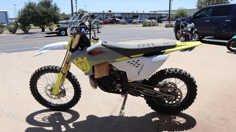 Used 2024 HUSQVARNA TX 300 Image 5