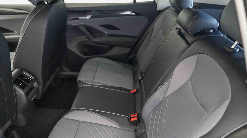 New 2025 Volkswagen Tiguan 2.0T SEImage 18